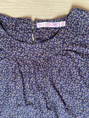 C.F.K. Purple blouse with beige and pink floral print, size: 10 years old